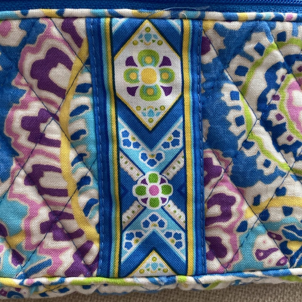 New Vera Bradley wristlet - Picture 3 of 4